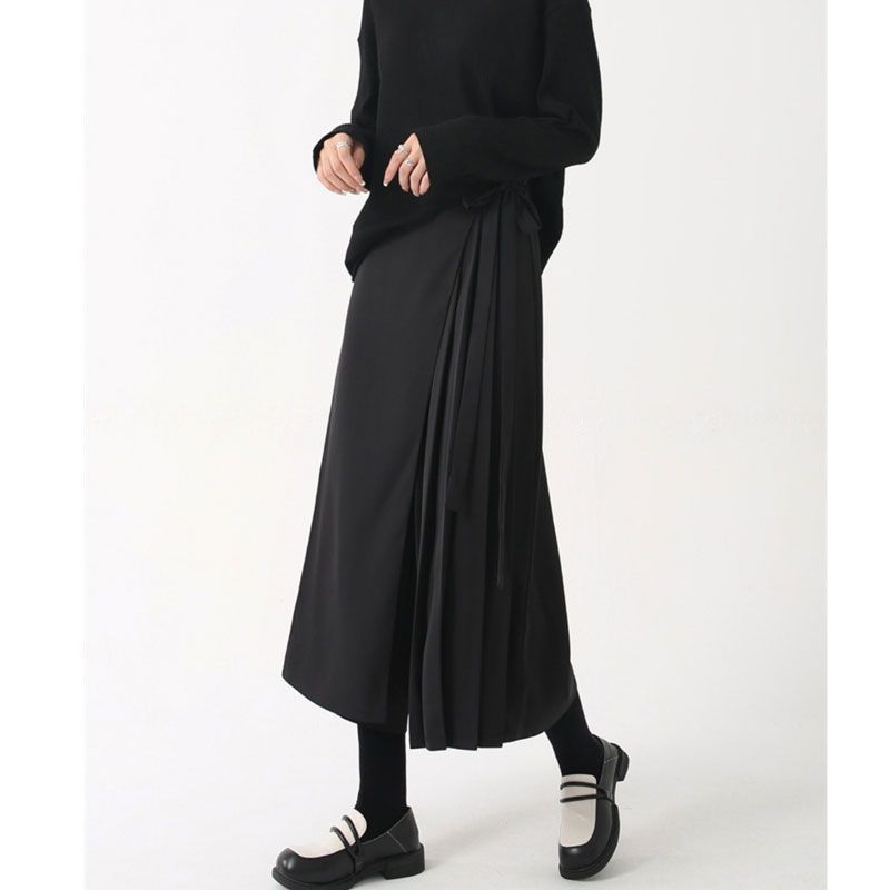 Yamamoto tamne drapirane lažne dvodijelne nepravilne suknje za hlače, ljetne plisirane široke kratke hlače, ležerne hlače širokih nogavica za žene