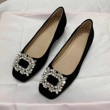 Prancūziško stiliaus kvadratinės nosies zomšos madingi 2024 m. elegantiški nišiniai stambiakulniai bateliai moterims, žemi aukštakulniai su cirkoniais, kvadratine sagtimi