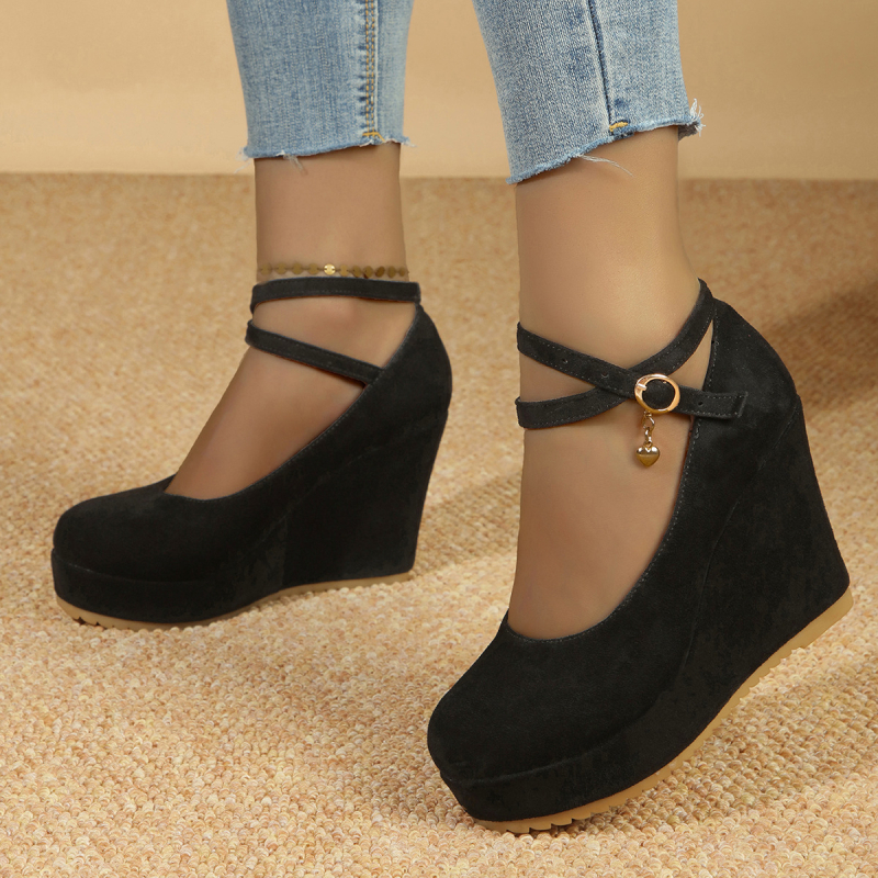 Външна търговия в Европа и Съединените щати стил, дамски модни обувки с дебело дъно и катарама от велур с дебело дъно!