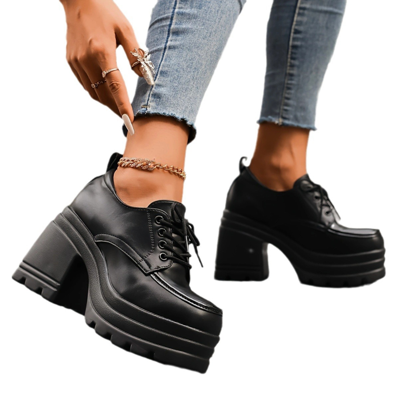 Moteriški europietiški ir amerikietiški vienspalviai rudens ir žiemos storapadiai itin aukštakulniai aulinukai iki kulkšnių, paprasti, suvarstomi, prigludę, storapadiai, plikakulniai aulinukai