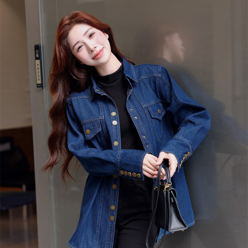 Nova široka, topla traper košulja srednje duljine s flis podstavom za jesen i zimu 2024. za žene