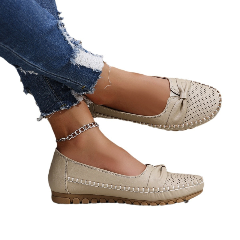 Velike nove ženske ravne mokasine s laserskim šivanjem u vanjskoj trgovini, mokasine za prekograničnu e-trgovinu, britanskog stila