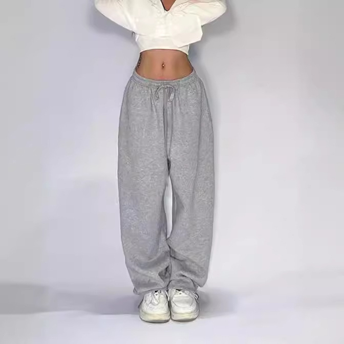 2024 Prekogranične nove američke stilske retro sive ležerne sportske hlače za žene, udobne široke ležerne hlače za sve vrste sportova, jednobojne