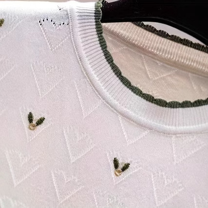 Novi pleteni proljetno/ljetni top od svile s okruglim izrezom i kratkim rukavima, pleten s prekograničnim uzorkom i vezom, svestran, ležeran, moderan i elegantan