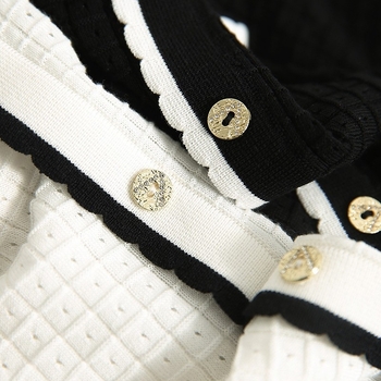Chanel stílusú jég selyem kötöttáru női 2023 nyári új, csúcskategóriás divatos rövid ujjú póló női vékony japán stílusú női ruházat