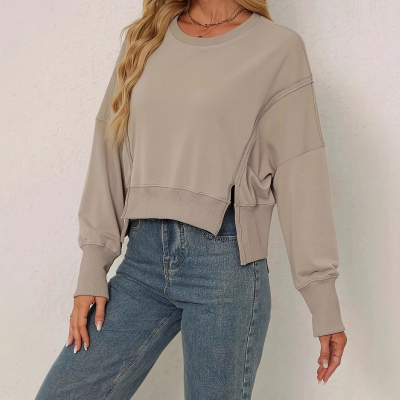 Ženske kratke majice s dugim rukavima u jednoj boji s bočnim prorezom iz Amazona 2025. prikladne su za odmor i ležerno nošenje.