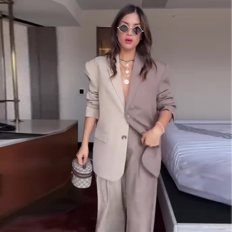 Sügis 2024 Uued Euroopa ja Ameerika piiriülesed naisterõivad Briti stiilis värvikontrastsete õmblustega temperamendiga pendelriietusülikonnad