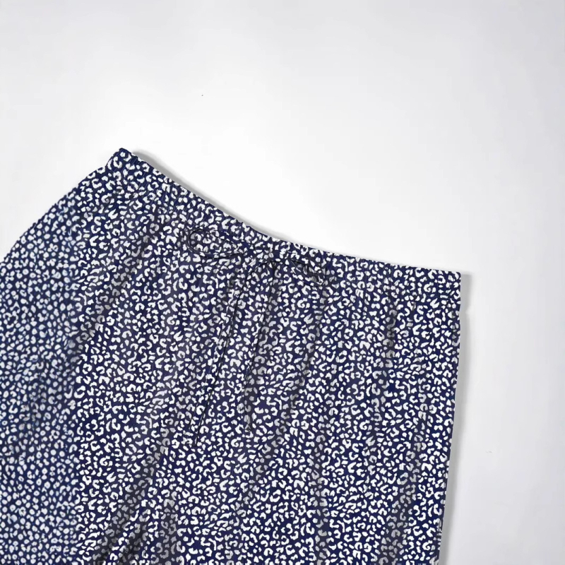 2025 Cross Border új női könnyű strandnadrág - lezser kék és fehér virágmintás, húzózsinóros derékkal