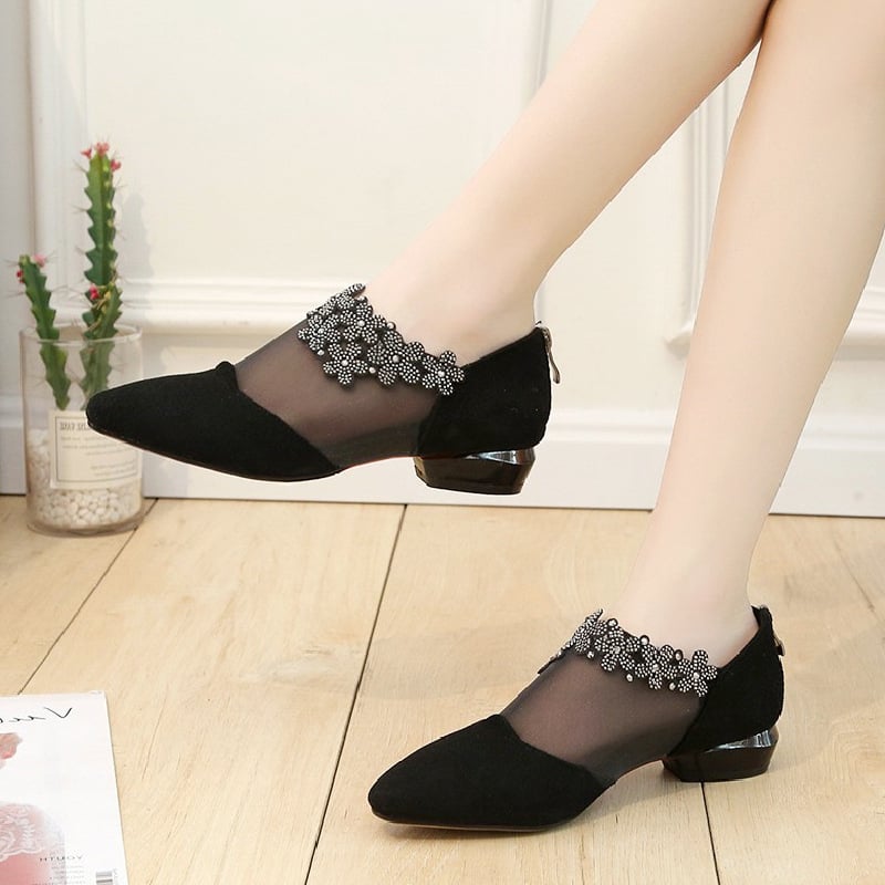 Koreai stílusú külkereskedelmi nagyméretű, vastag sarokú, hálós, lélegző, egyrétegű cipő, női 2022-es új, üreges strasszos orrú szandál