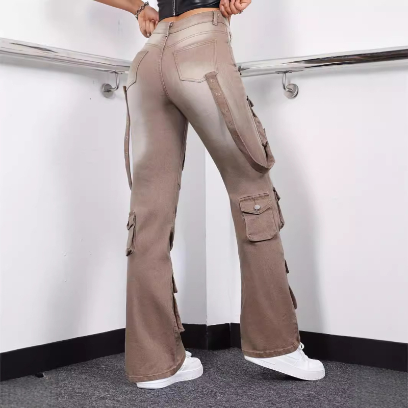 Farmer, magas szárú, elasztikus, amerikai stílusú, pántos, utcai mintás, divatos, egyenes szabású, zsebes nadrág 18301-1