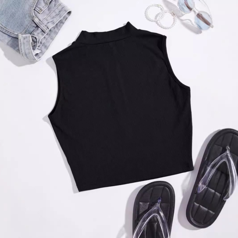 Europietiška ir amerikietiška 2025 m. tarpvalstybinė, vienos dalies europietiška ir amerikietiška, plona, pusiau užtrauktuku užsegama, stovima apykakle, be rankovių, moteriška liemenė. Nauja, seksuali.