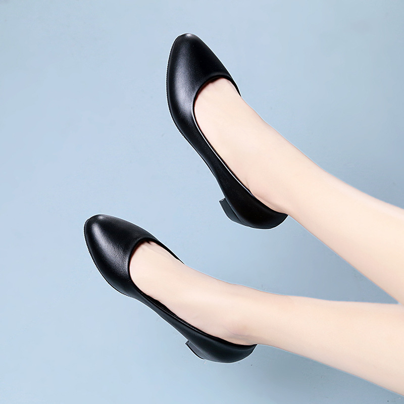 Stewardess munkacipő női fekete alacsony sarkú magas sarkú puha talpú kényelmes munkacipő köztisztviselői interjú professzionális cipő