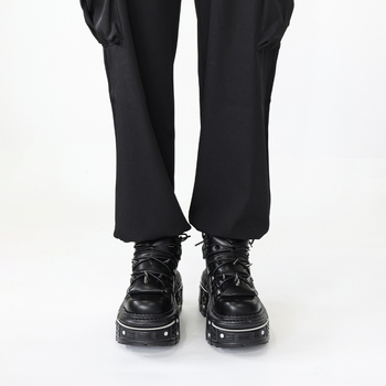 Gotikiniai tamsūs platforminiai storapadiai bateliai pankrokiški metaliniai aukštesni maži odiniai bateliai kniedėmis moteriški aulinukai tamsūs plokščiapadžiai tiesioginis tiekimas iš gamyklos