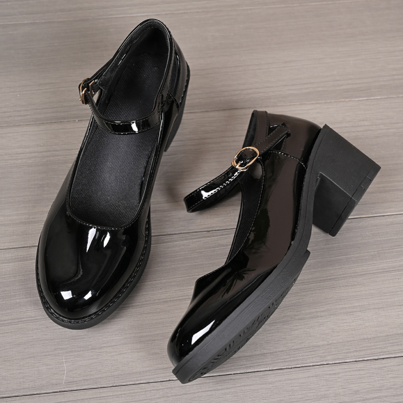 2025 új külkereskedelmi plus size vastag sarkú divatos női cipők egyszínű sarok kerek orrú kis bőrcipők raktáron nagykereskedelemben