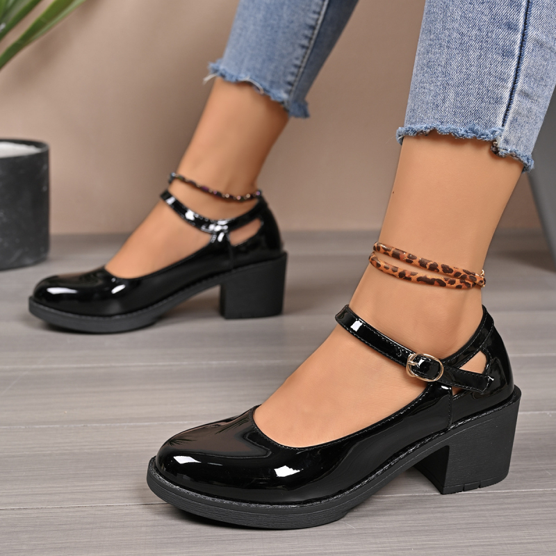 2025 új külkereskedelmi plus size vastag sarkú divatos női cipők egyszínű sarok kerek orrú kis bőrcipők raktáron nagykereskedelemben