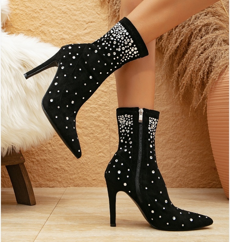 2023 m. tarpvalstybiniai Europos ir Amerikos užsienio prekybos nauji moteriški aulinukai su smailiu kalnų krištolu, zomšiniais aukštakulniais, šoniniais užtrauktukais mn718-1