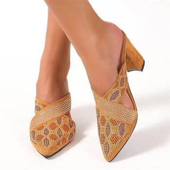 Naiste 2025. aasta kevad- ja suvepidulikud pluss-suuruses Baotou kõrge kontsaga sandaalid, uued Euroopa ja Ameerika terava kontsaga paksu kontsaga moesandaalid