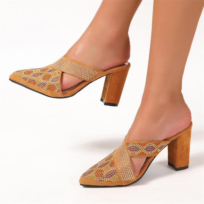 Naiste 2025. aasta kevad- ja suvepidulikud pluss-suuruses Baotou kõrge kontsaga sandaalid, uued Euroopa ja Ameerika terava kontsaga paksu kontsaga moesandaalid