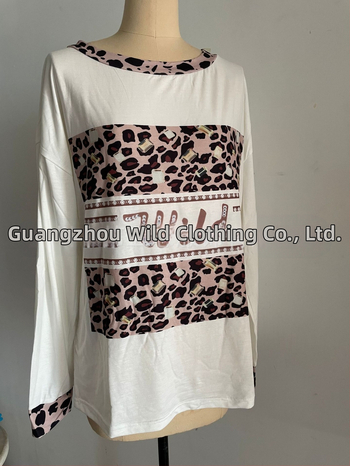 Külkereskedelmi Alkalmi Női Laza Kötött Hosszú Ujjú Póló Európai és Amerikai Leopárdmintás Díszes Kerek Nyakkal