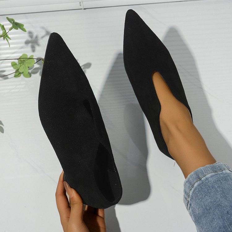 2024. aasta kevad- ja suveuued väliskaubanduse teravatipulised vabaaja madalad dokumentaalkingad, salendavad madala suuga Baotou tagumised tühjad sandaalid naistele