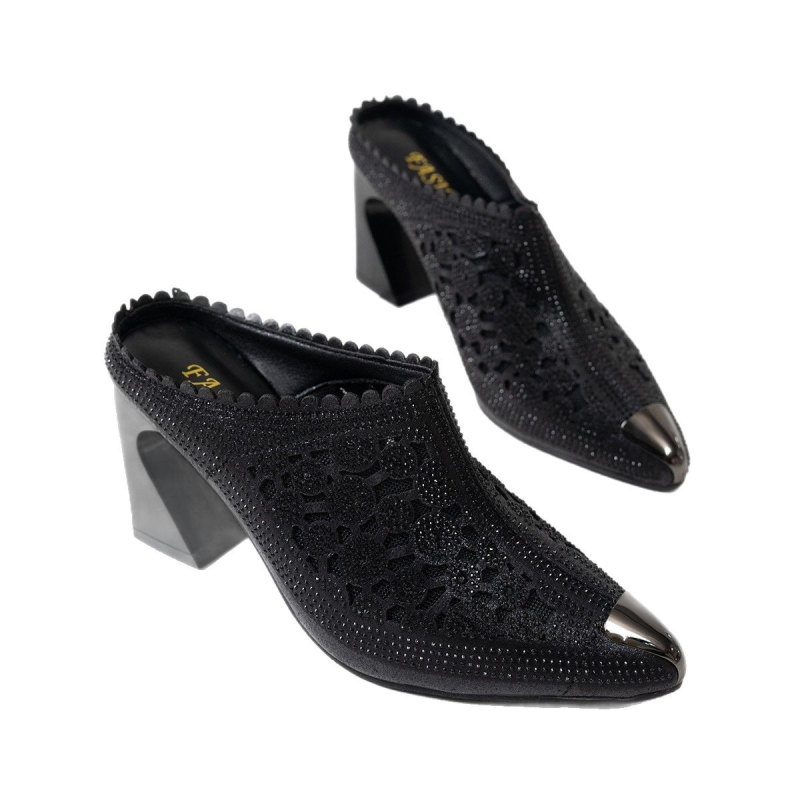 Smailūs aukštakulniai tuščiaviduriai madingi pusiau tempiami moteriški 2025 m. vasaros naujos mados temperamento storakulniai viršutiniai drabužiai šlepetės didmeninė prekyba