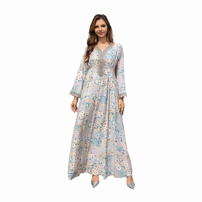 Smt023 Határokon átnyúló közel-keleti muszlim köntös női ruházat Dubai Abaya női köntös ruha export nagykereskedelem