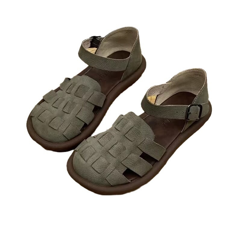 Käsitsi valmistatud Rooma sandaalid naistele 2024. aasta suveks, uued platvormkingad, mitmekülgsed retrohõngulised kinnise ninaga kootud seapuuriga kingad.