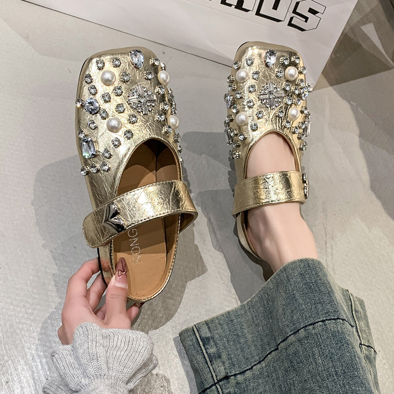 Baotou poolsussid naiste pealisrõivad 2025 uued suvised sandaalid lamedad Mary Jane rhinestone vintage kingad