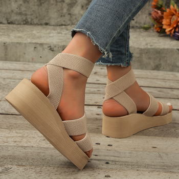 Vasarinės moteriškos storapadės šiaudų imitacijos kanapių padu basutės ir šlepetės romėniško stiliaus vienspalviai madingi viršutiniai drabužiai paplūdimio bateliai