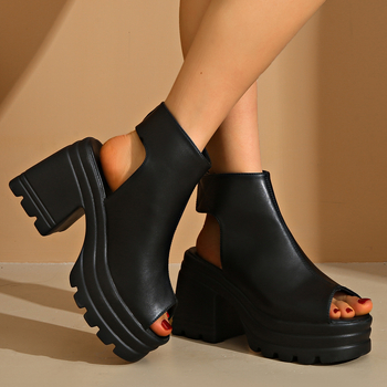 Eiropas un Amerikas sieviešu sandales ar biezu zoli un bieziem papēžiem, 2025. gada vasaras jauni ārējās tirdzniecības plus izmēra augstpapēžu ādas zābaki ar apaļu purngalu