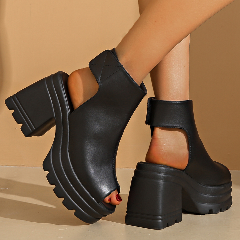 Eiropas un Amerikas sieviešu sandales ar biezu zoli un bieziem papēžiem, 2025. gada vasaras jauni ārējās tirdzniecības plus izmēra augstpapēžu ādas zābaki ar apaļu purngalu