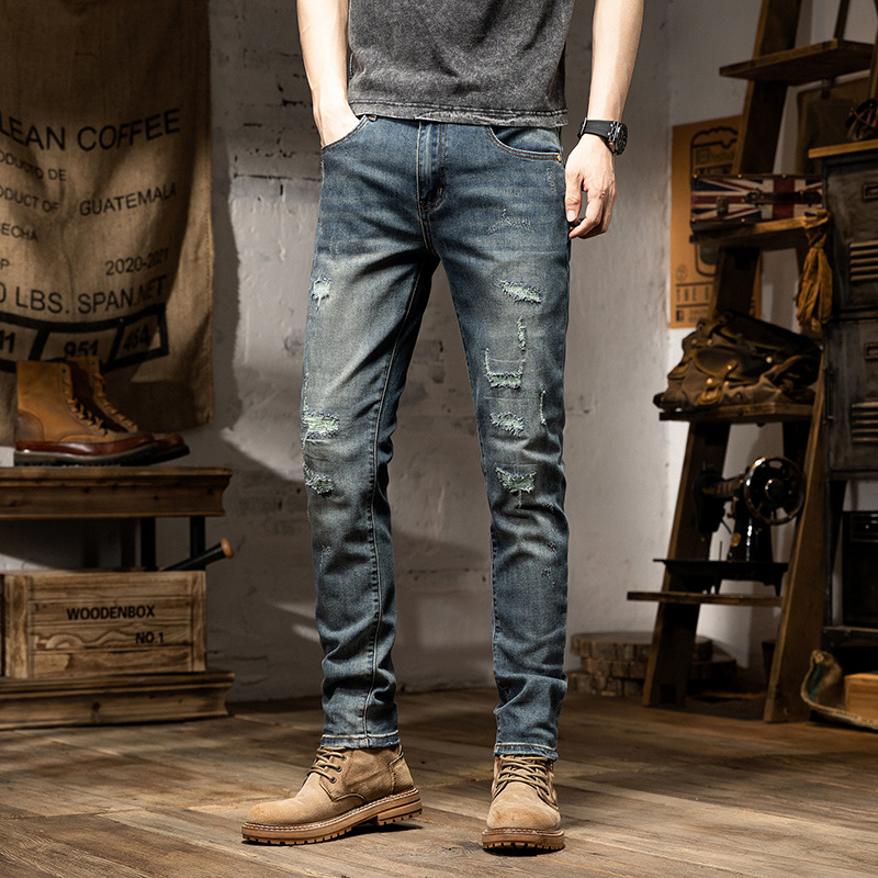 Xintang Új Érkezés Szakadt Hímzett Farmer Férfi Koreai Stílusú Trendi Stretch Slim-Fit Alkalmi Hosszú Nadrág Kis Lábakkal