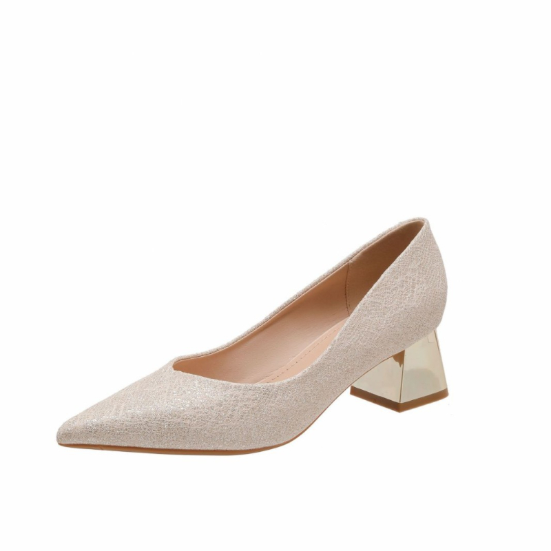 Francia pezsgőszínű, plus size magassarkú, női egyszerű, mindenhez illő, elegáns, vastag sarok, nem fáradt, hegyes orrú, menyasszonyi cipők szoknyával