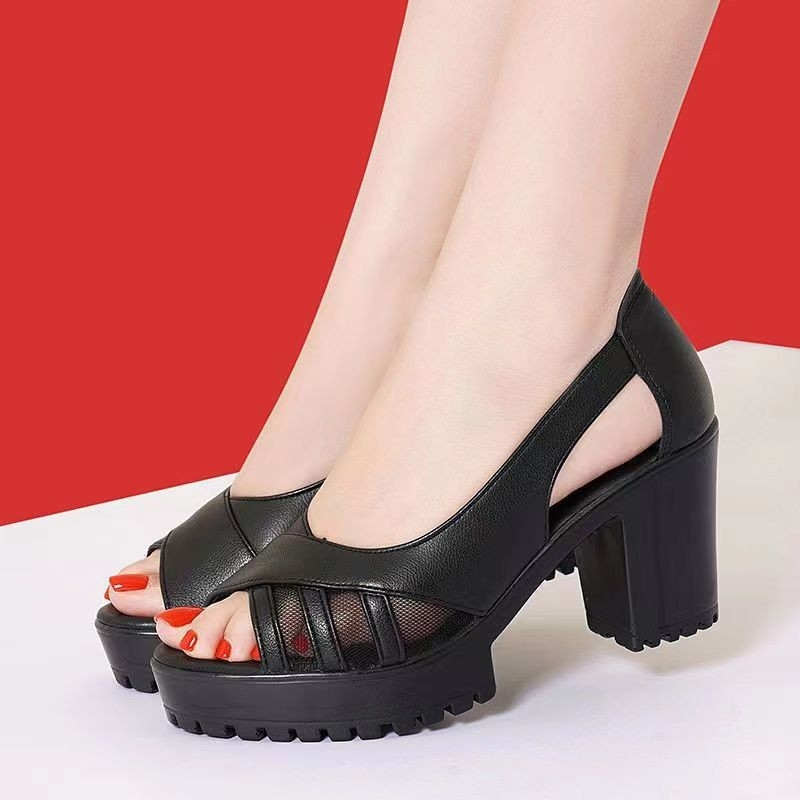 2024 m. vasaros nauji, atsparūs dėvėjimui, tinklelio, tuščiaviduriai, patogūs moteriški sandalai, storas kulnas, „žuvies burnos“ formos, minkštos odos aukštakulniai moteriški bateliai. Yra sandėlyje.