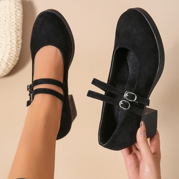 Külkereskedelmi angol stílusú, sekély szájú, közepes sarkú, egyszínű cipők 2025 tavaszi, plusz méretű, határokon átnyúló, kerek fejű, velúr mokaszinok nőknek