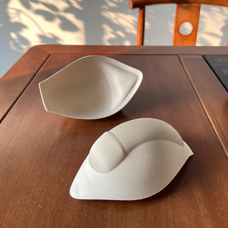 Vyriški padidintos kelnaitės maudymosi glaudės su lengvu kempininiu įklotu, apsaugančiu nuo bėgiojimo, paryškintu 3DU išgaubtu įklotu, seksualiu įklotu.