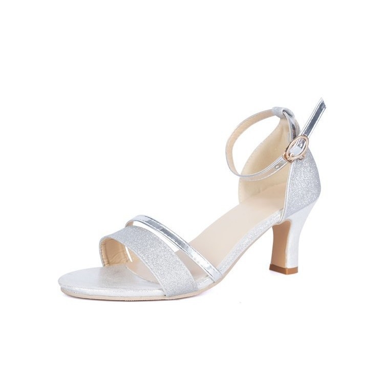 Határokon átnyúló, új, halszájjal ellátott, bokapántos, európai és amerikai, plus size női szandál nyitott orrú sarokkal.