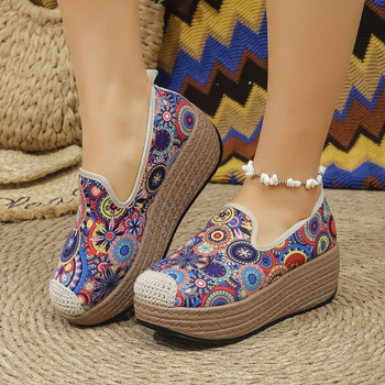 Storapadžiai etninio stiliaus 2025 m. pavasario lopiniai moteriški sportbačiai su platforma, sportiniai bateliai, moteriški batai, retro stiliaus, dryžuoti, lopai