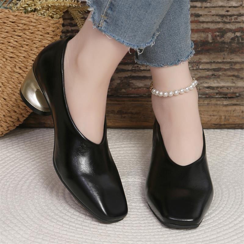 Határokon átnyúló nagy méretű, speciális alakú fém sarkú cipők nőknek 2025 tavaszi új európai és amerikai szögletes orrú, sekély szájú, vastag sarokú magas sarkú cipők