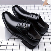 Vyriški verslo laisvalaikio batai, britiško stiliaus, smailūs, verslo suknelės, madingi, pasiūti iš užsienio.