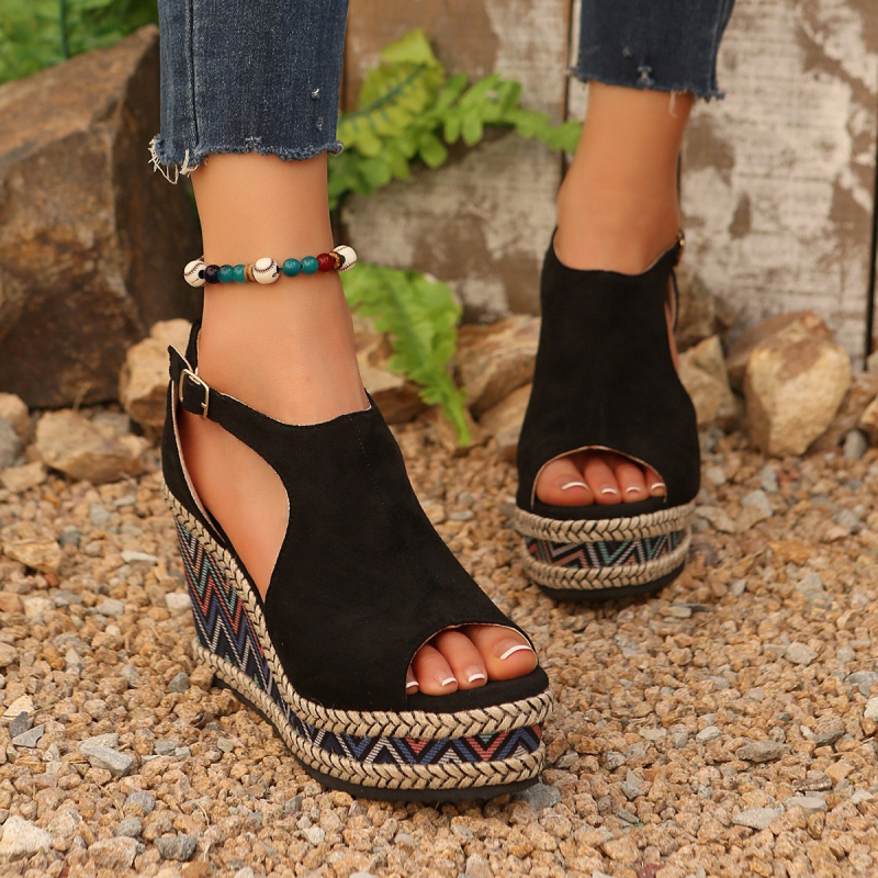 Új stílusú platformcipők, minden méretű, magas sarkú, éksarkú szandálok, női 2024-es nyári vastag aljú, platformos női szandálok