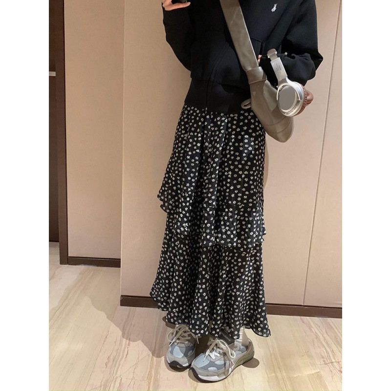 Wu 77 fodros dizájnú virágmintás női szoknya, sokoldalú, rugalmas, magas derekú hasítékkal, karcsúsító, középhosszú, A-vonalú szoknya