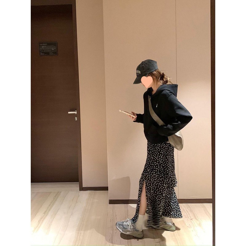 Wu 77 fodros dizájnú virágmintás női szoknya, sokoldalú, rugalmas, magas derekú hasítékkal, karcsúsító, középhosszú, A-vonalú szoknya