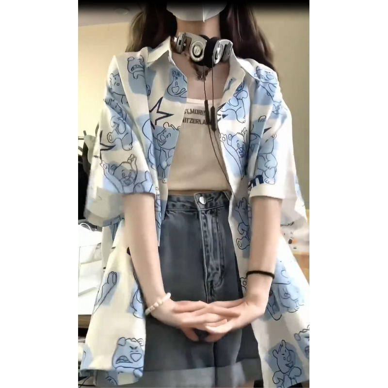 7095# (Eredeti szövet) Nyári, külföldi stílusú, niche hongkongi ízvilágú, sikkes, rövid ujjú női ing