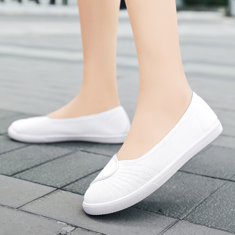 Tavaszi és nyári régi pekingi szövetcipők női cipők lapos sarkú lapos cipők hétköznapi cipők anyacipők puha talpú könnyű fekete munkacipő