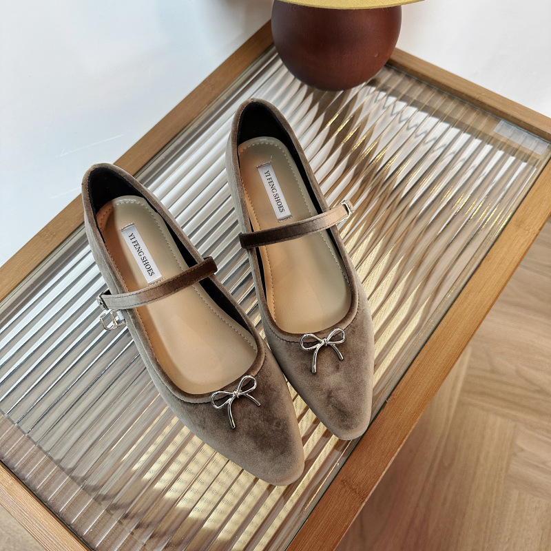 Francia hegyes sarkú, magasított, sekély szájú, egyrétegű női cipők 2024 őszi új velúr masnis cipők Mary Jane cipőkkel nőknek