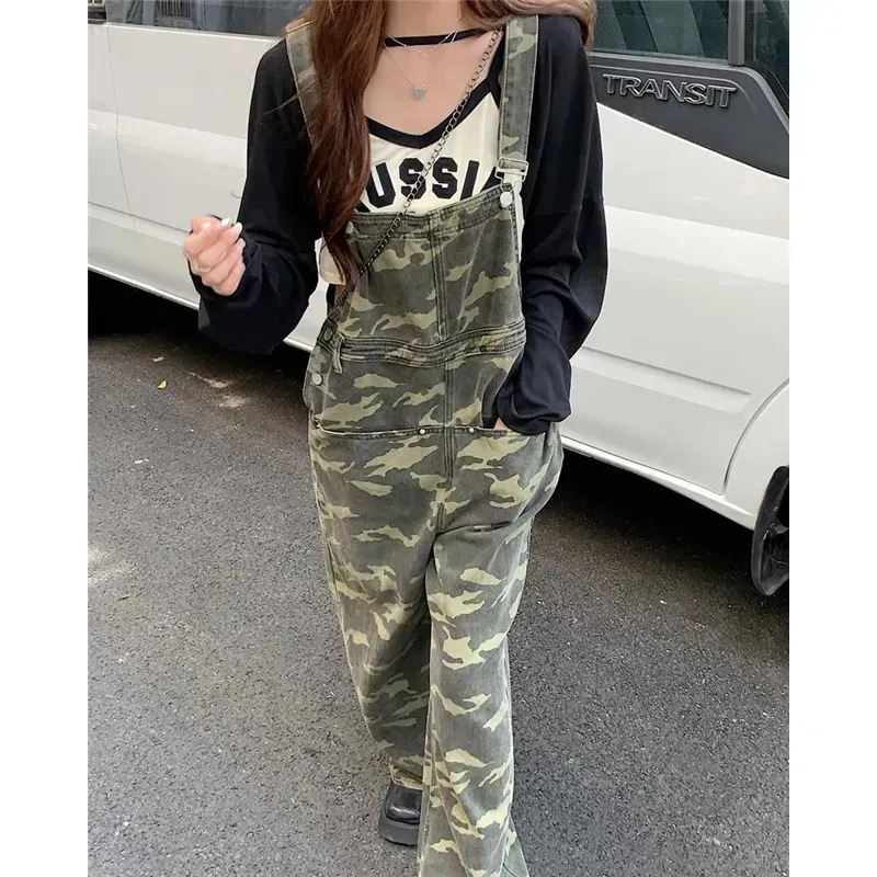 Camouflage színű internetes hírességek farmer overalljai nőknek 2024 nyár új, laza, széles szárú, sokoldalú, karcsúsító megjelenésű, padlóig érő nadrágok divatosak