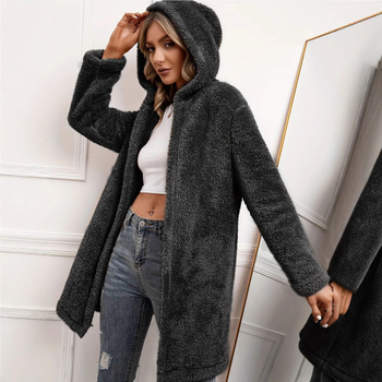 Euroopa ja Ameerika piiriülesed naisterõivad sügiseks ja talveks uued lahtised laisad vabaaja soojad plüüškapuutsiga kardiganid keskmise pikkusega karusnahast ülerõivad