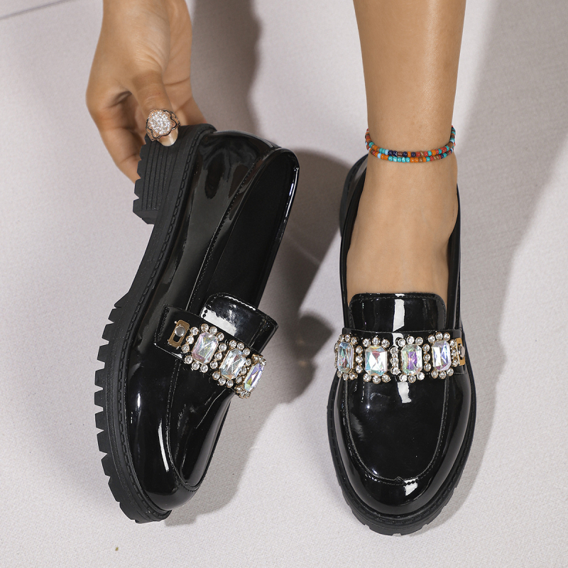 2024 őszi és téli új, élénk színű strasszos sarkú mokaszinok, európai és amerikai plus size külkereskedelmi divatos alkalmi cipők nagykereskedelemben