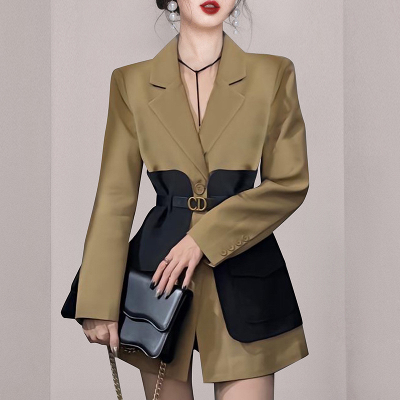 2025 őszi thai divatos, új stílusú, derékba kötős, kontrasztos színű öltöny dizájnú, derékba kötős ruha 1140